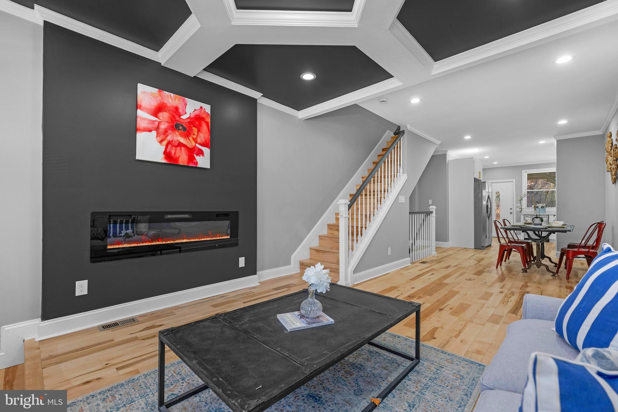 BROADWAY EAST - Residential