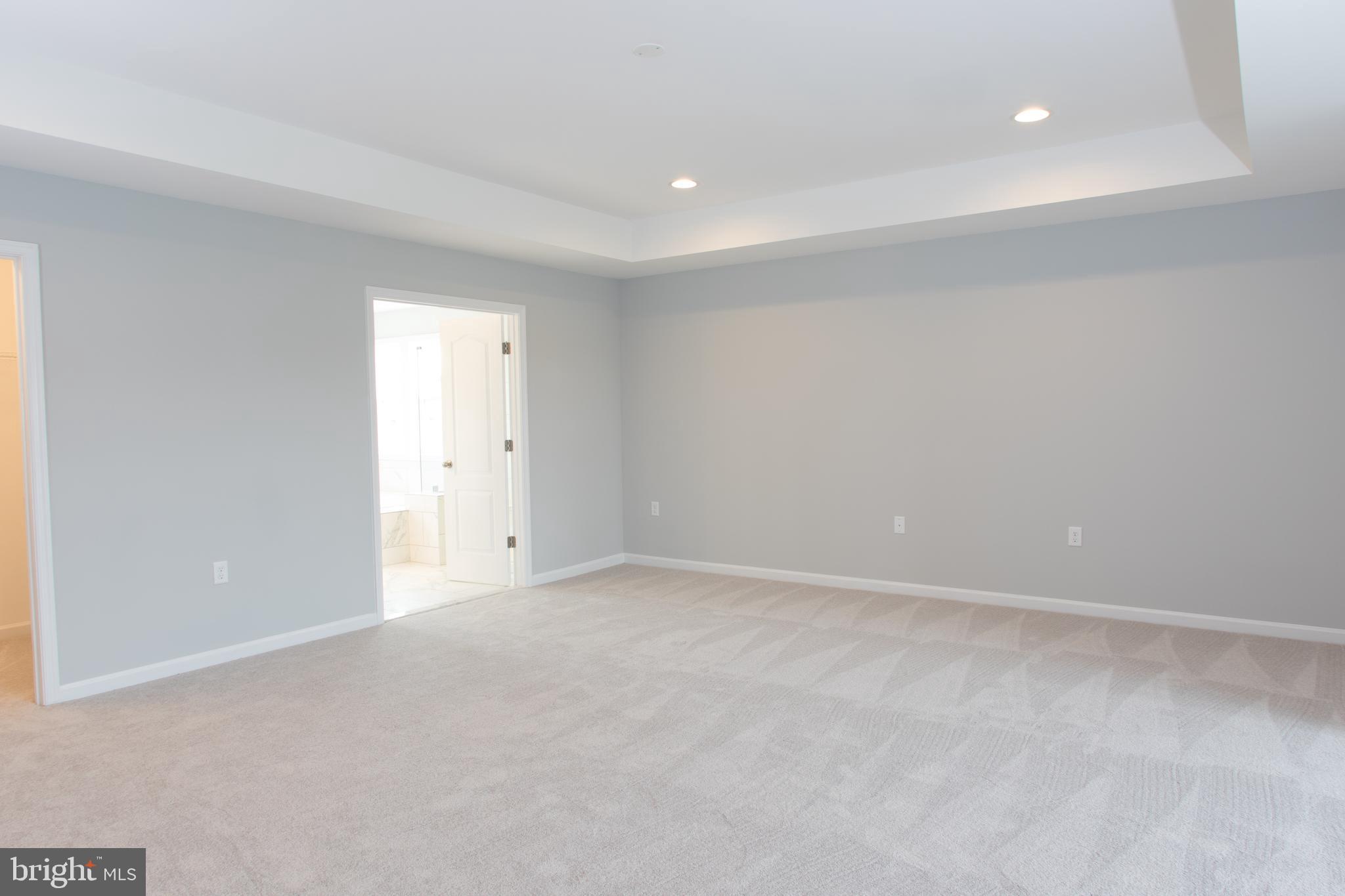 RIDGES OF TUSCARORA - Residential