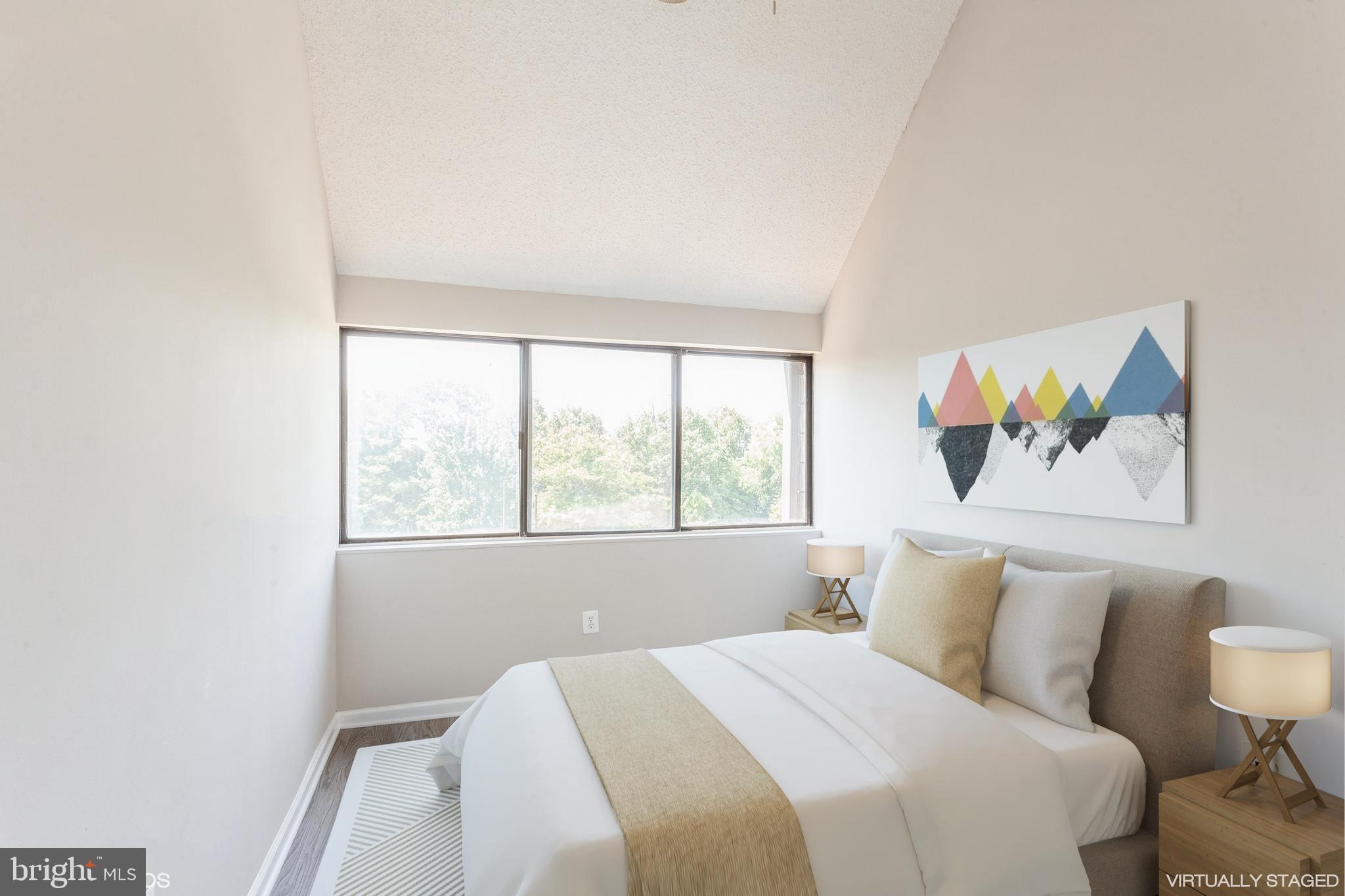 COLD SPRING NEWTOWN - Residential