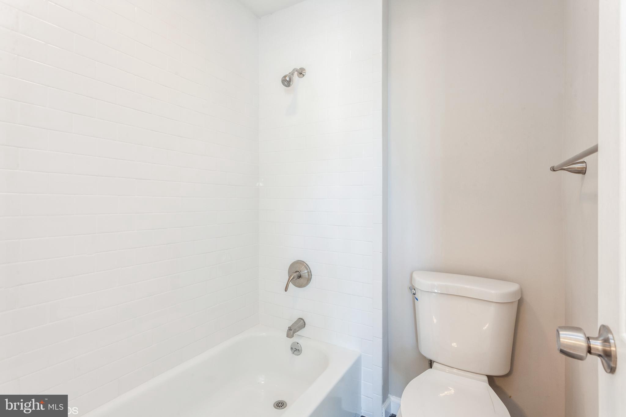 COLD SPRING NEWTOWN - Residential