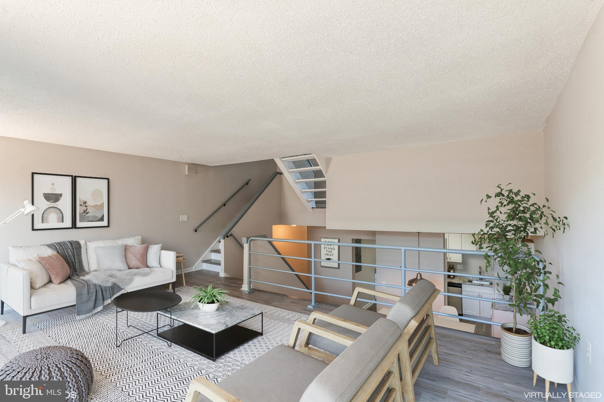 COLD SPRING NEWTOWN - Residential