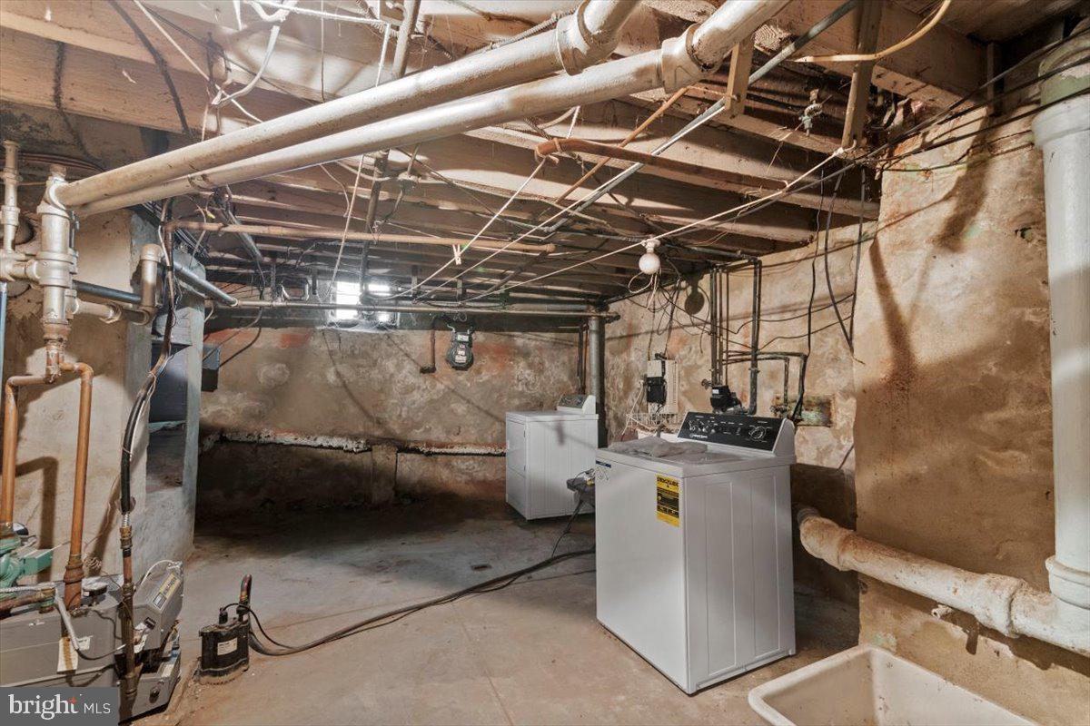 OLDE KENSINGTON - Residential