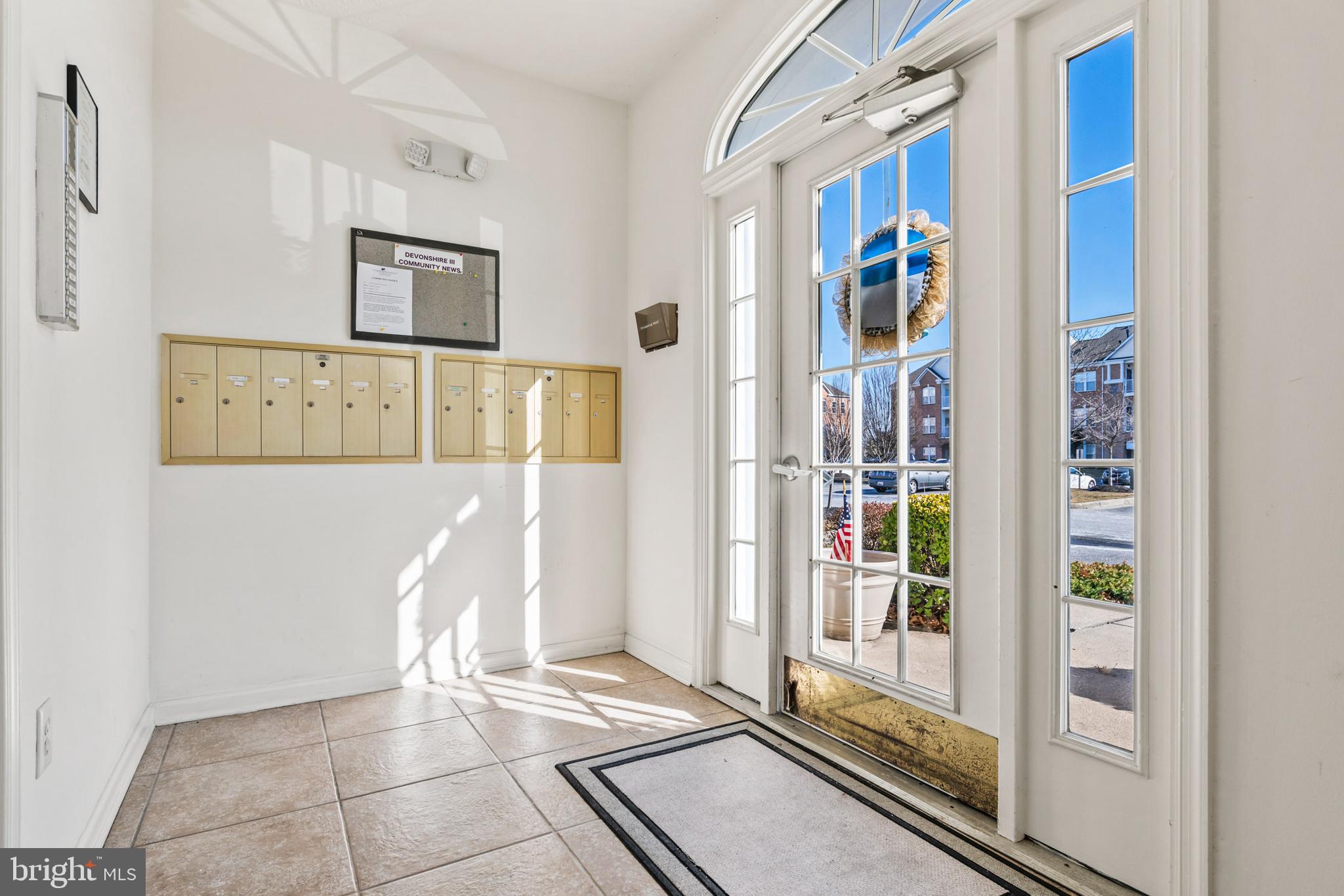 5485 GLENTHORNE COURT 5485