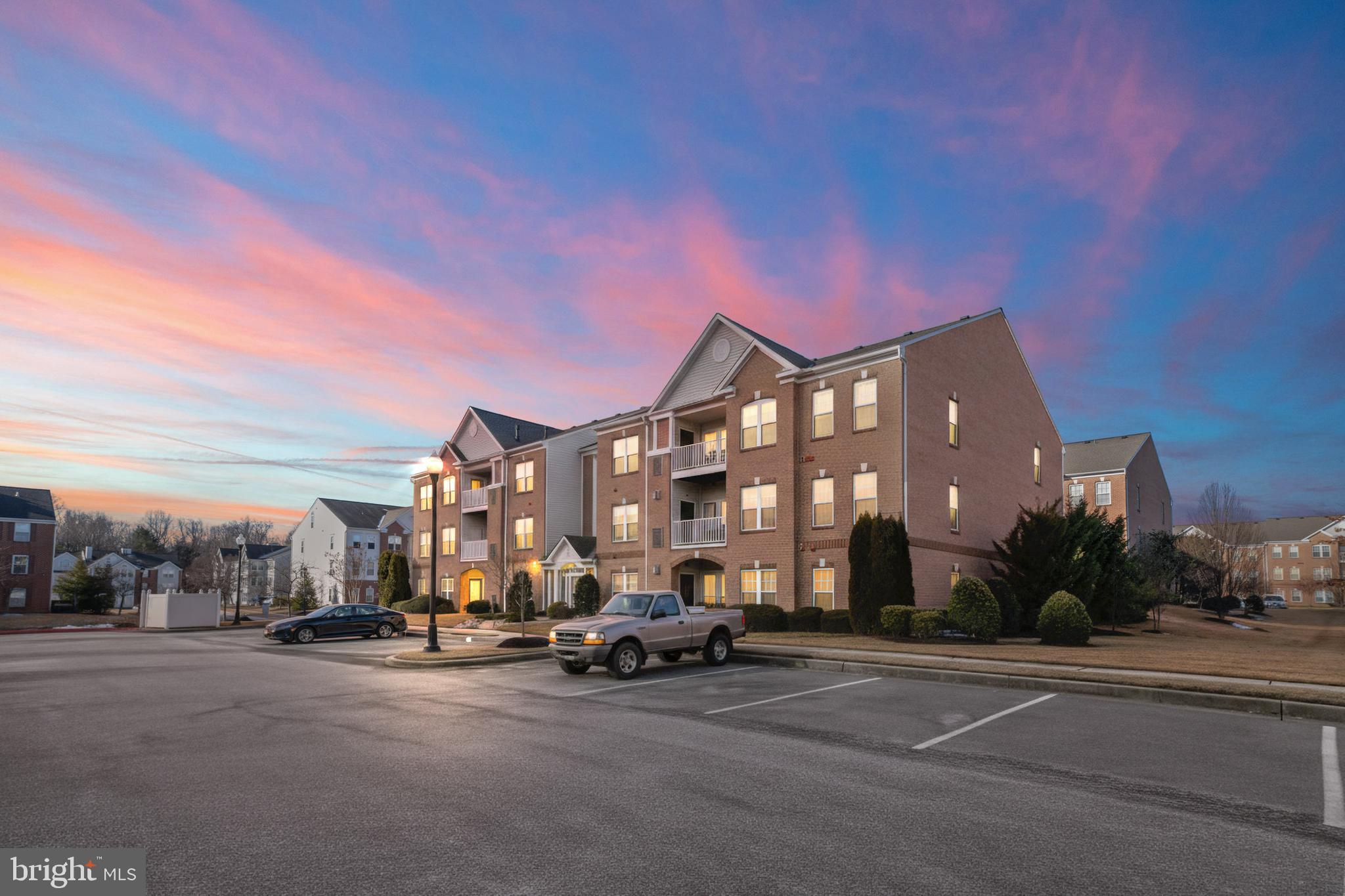 5485 GLENTHORNE COURT 5485