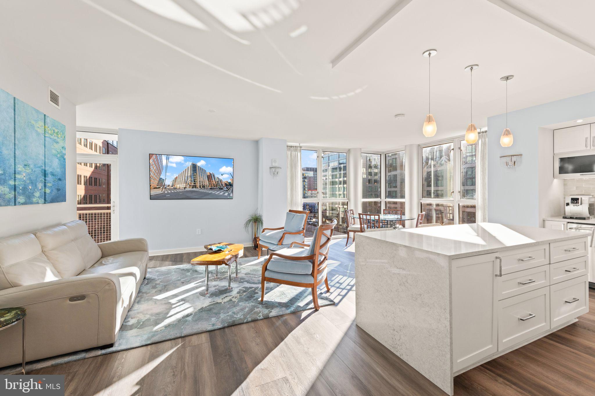 1025 1ST STREET SE 606