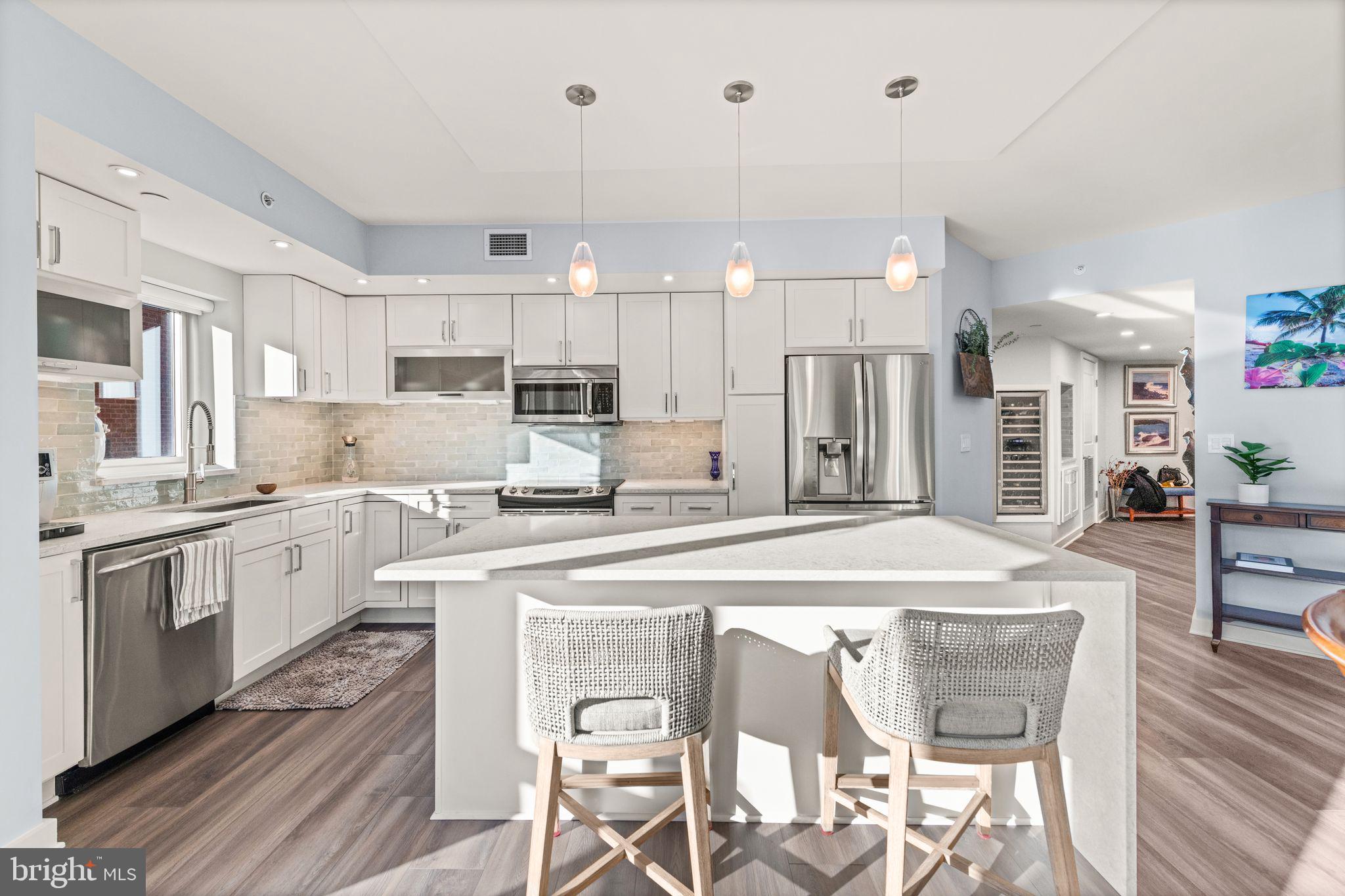 1025 1ST STREET SE 606