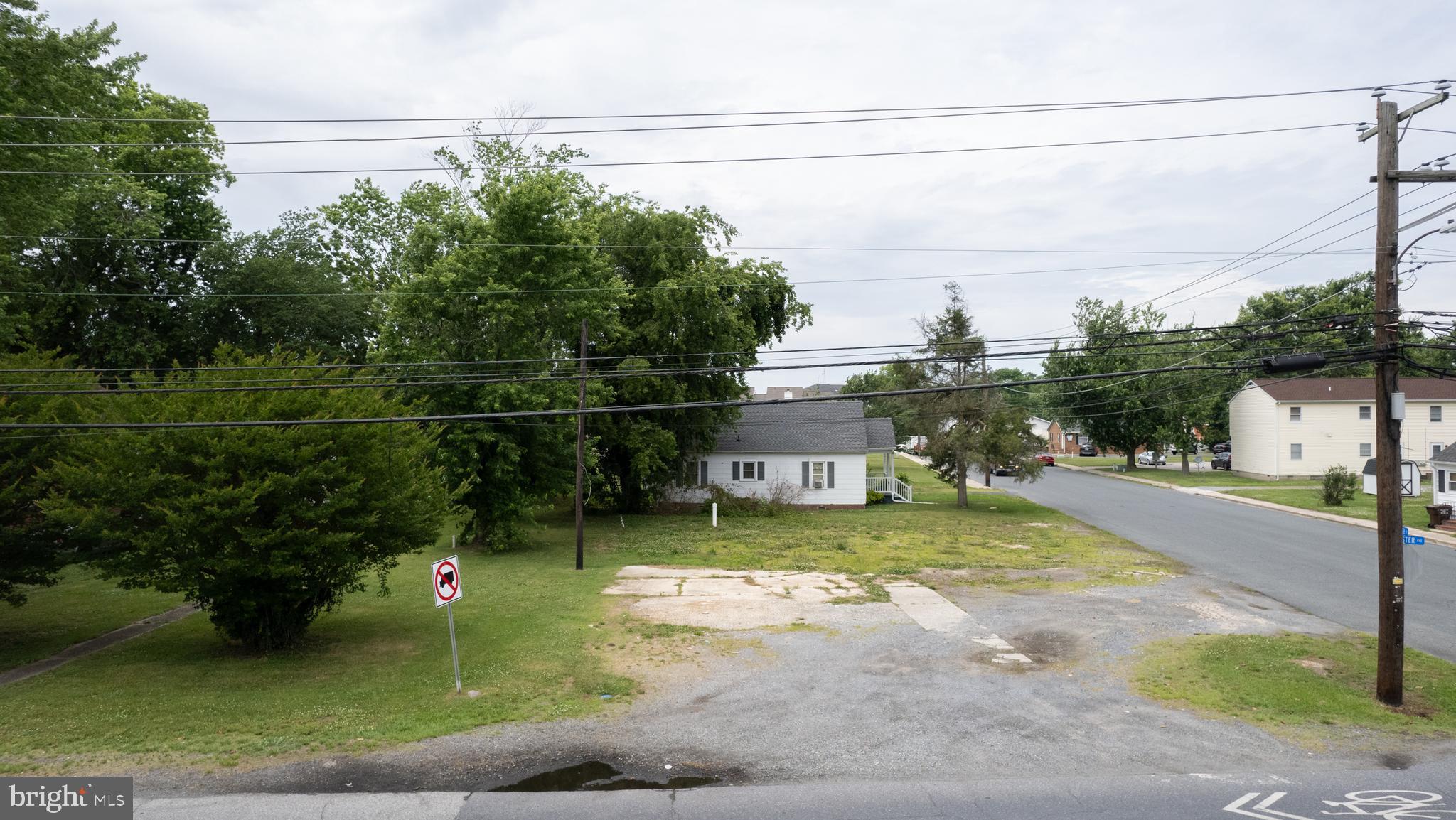 301 & 303 DORCHESTER AVENUE