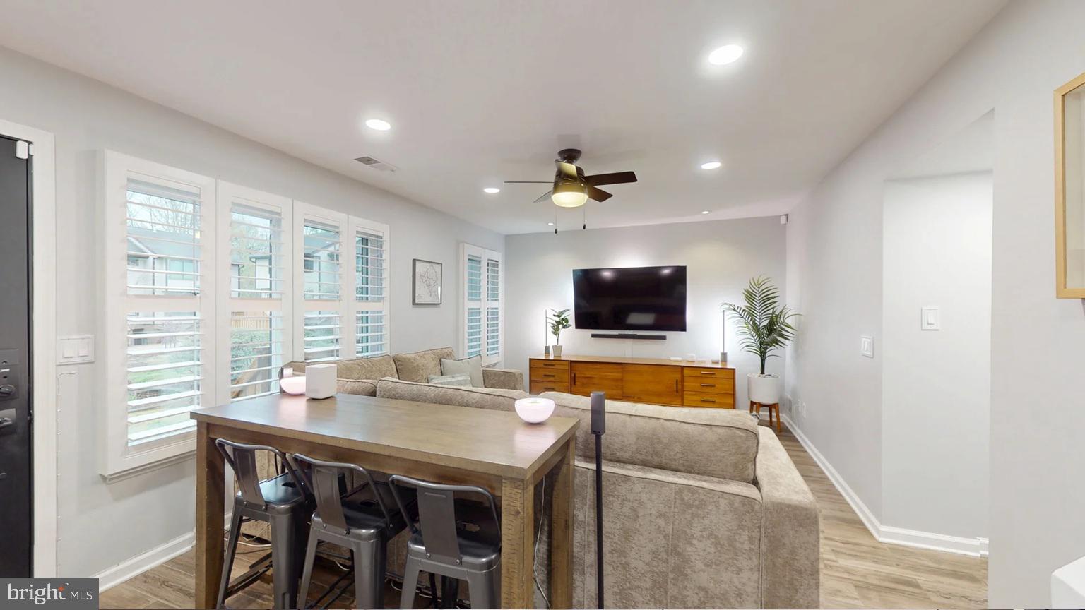 THE WESTERLIES - Residential Lease