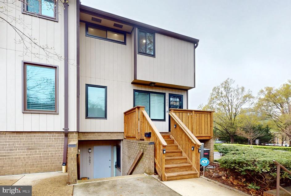 THE WESTERLIES - Residential Lease