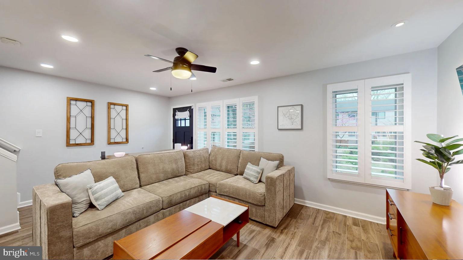 THE WESTERLIES - Residential Lease