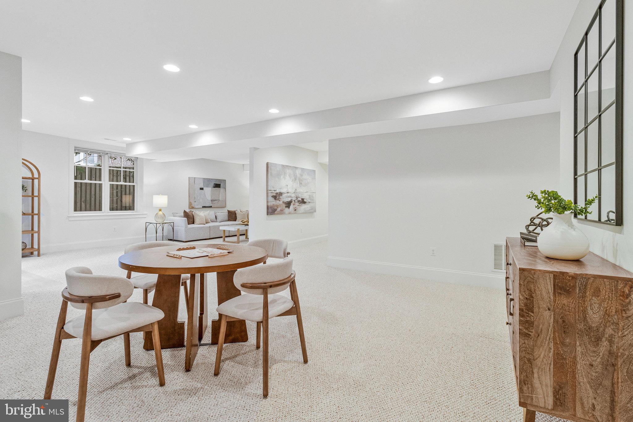 POPLAR HEIGHTS - Residential