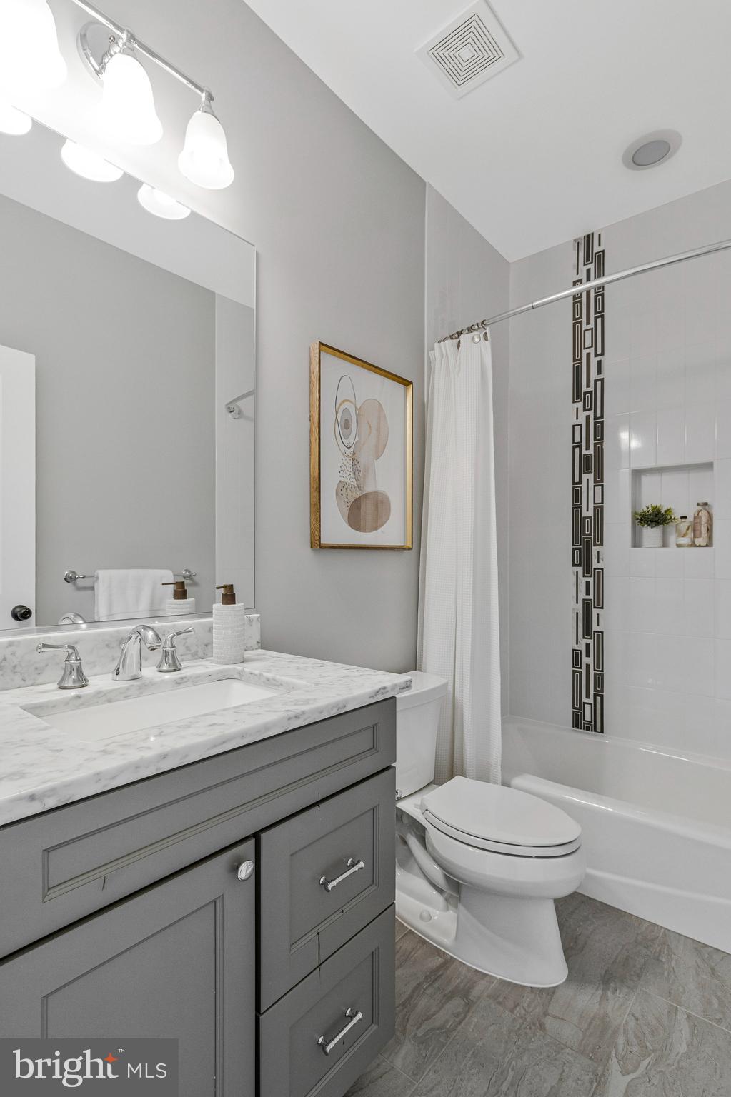 POPLAR HEIGHTS - Residential