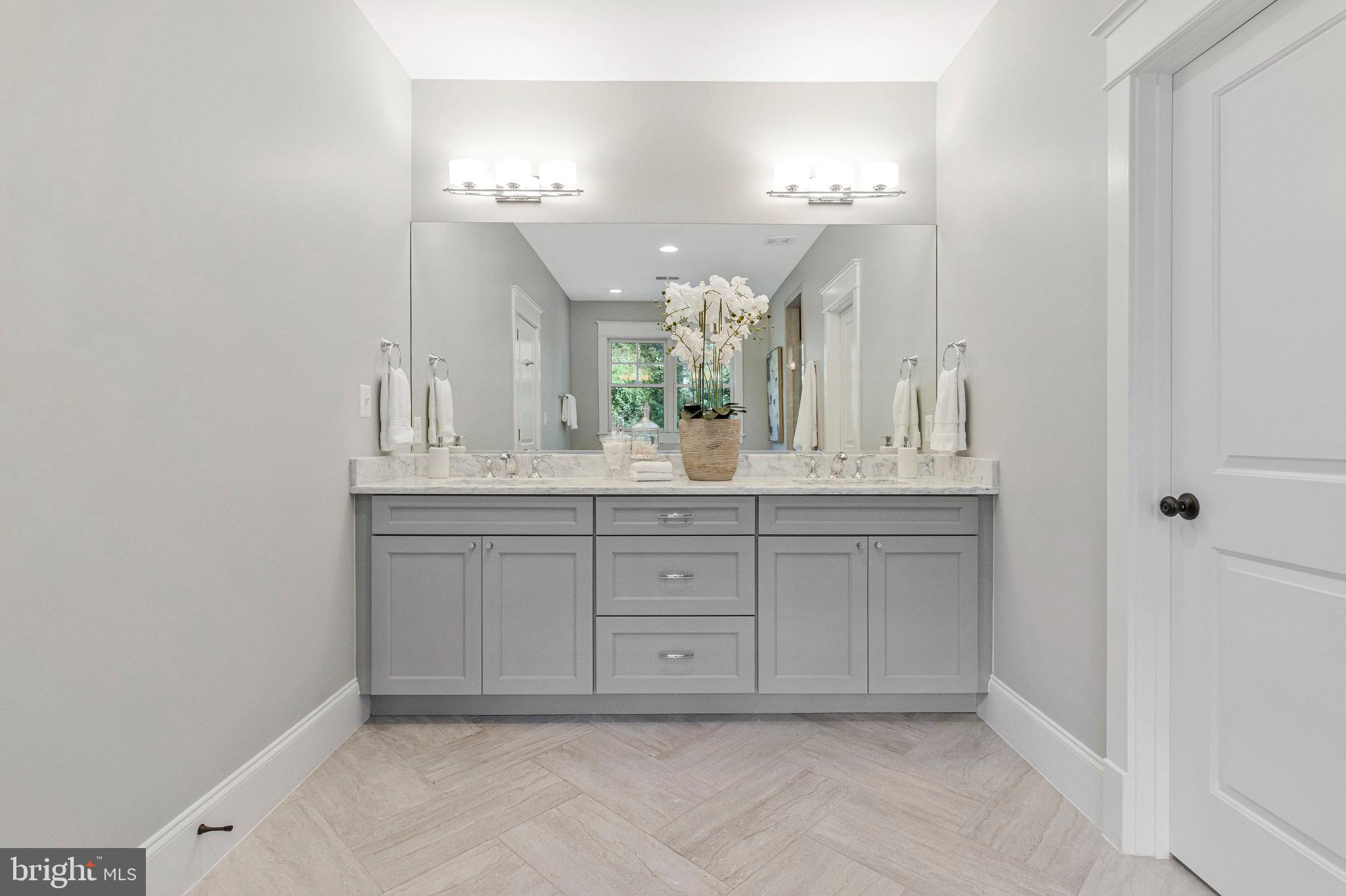 POPLAR HEIGHTS - Residential