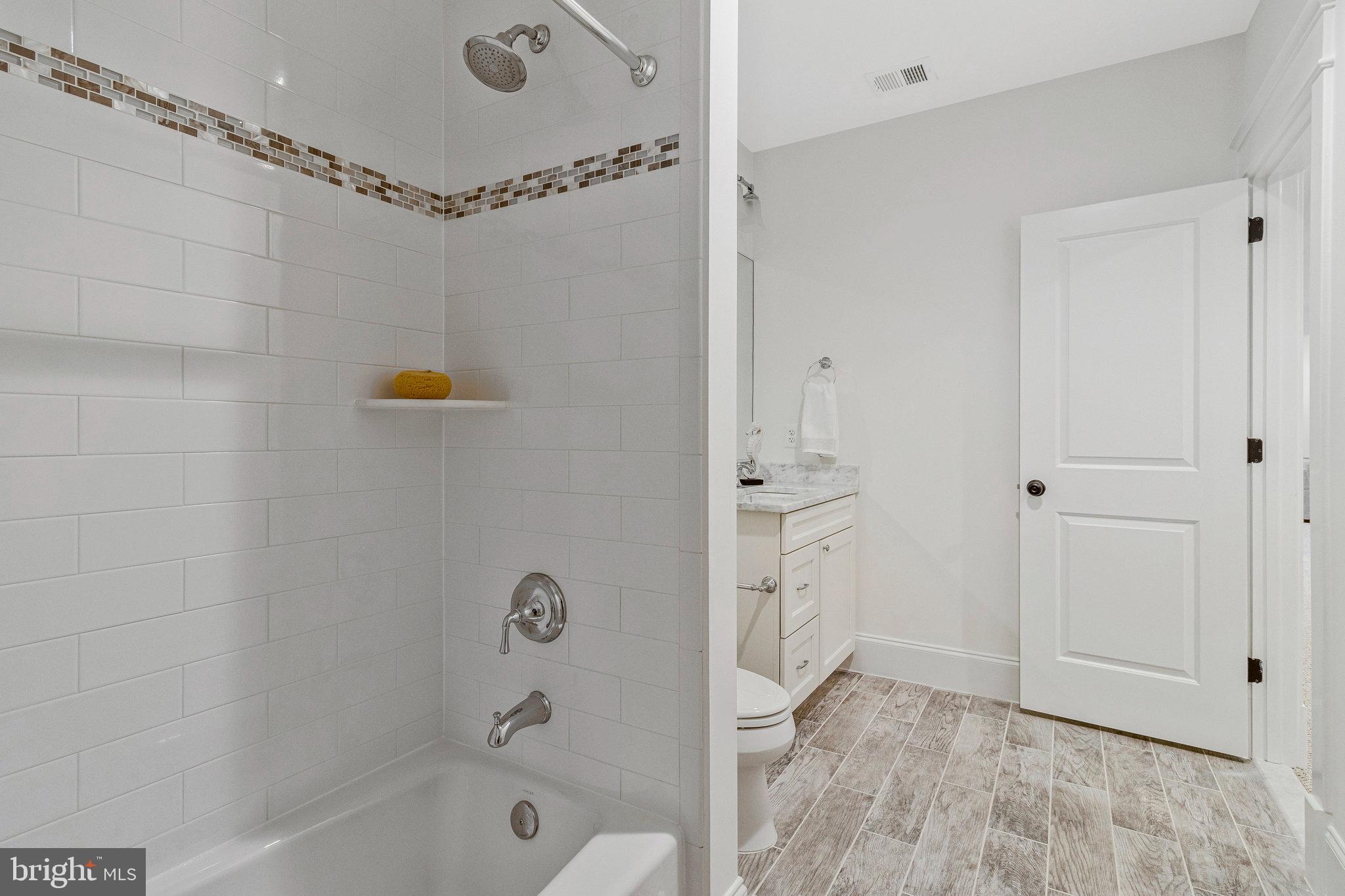 POPLAR HEIGHTS - Residential