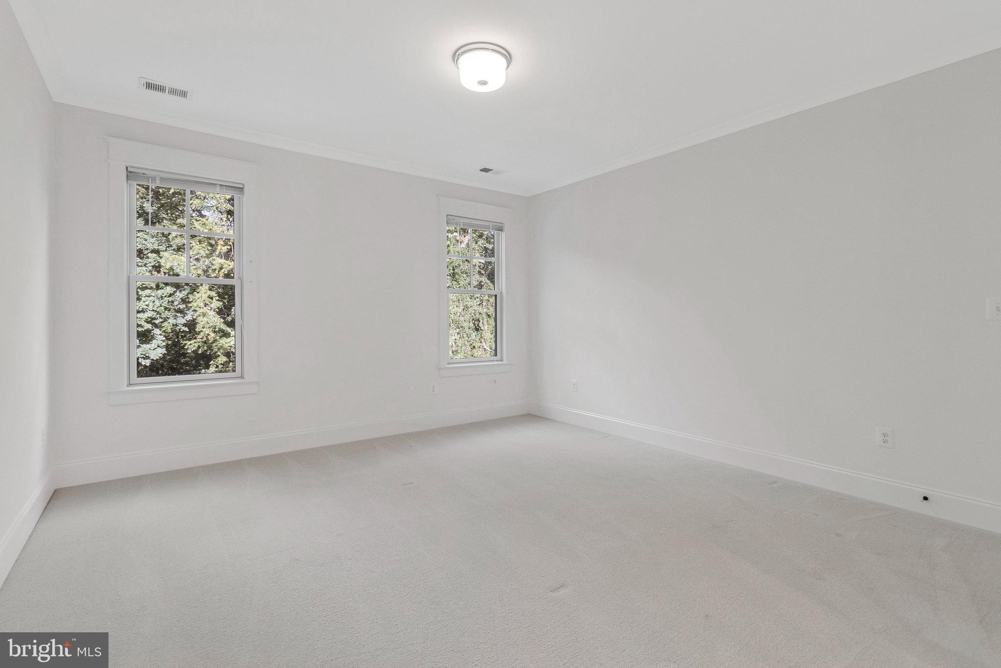 POPLAR HEIGHTS - Residential