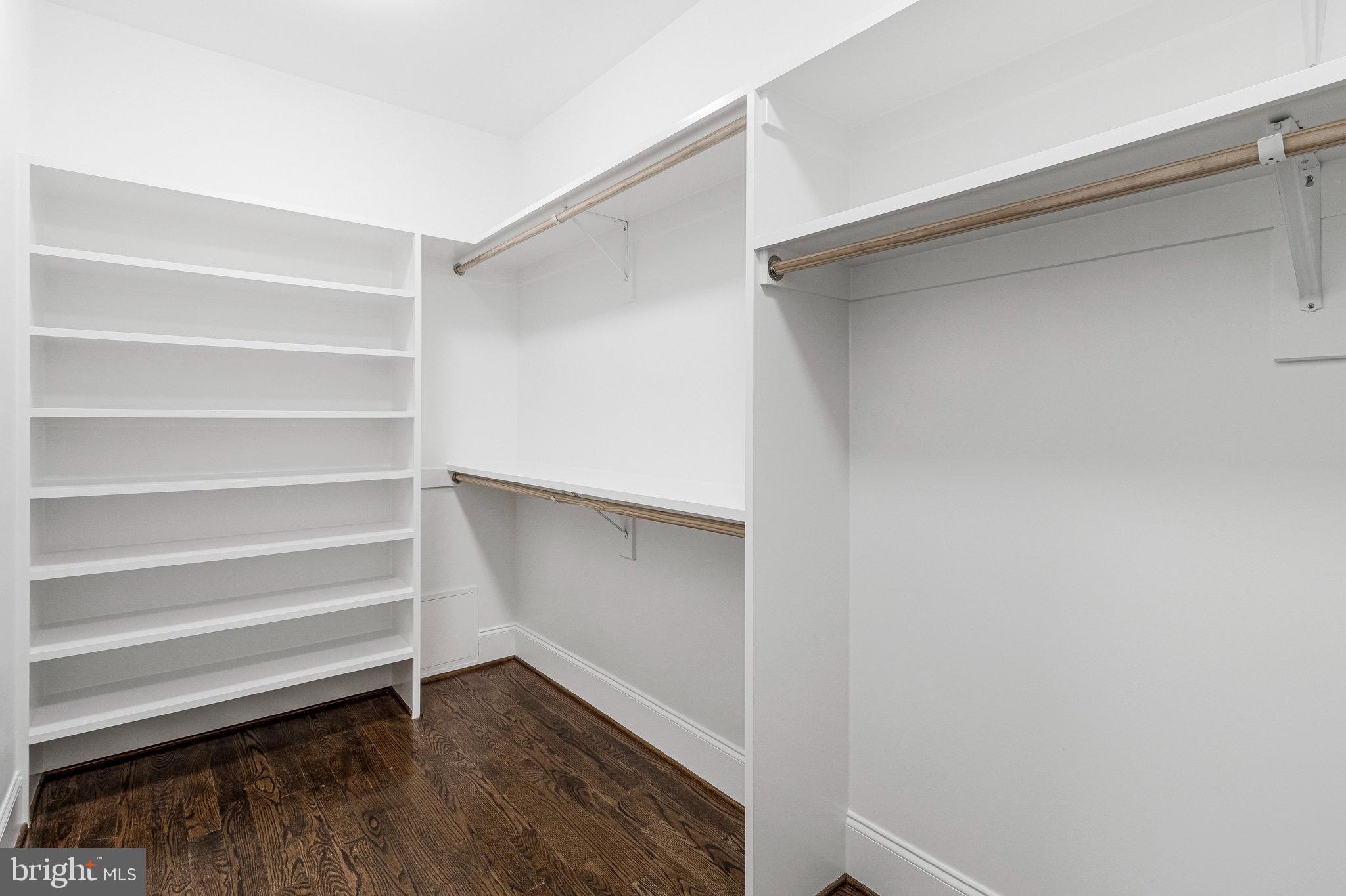 POPLAR HEIGHTS - Residential