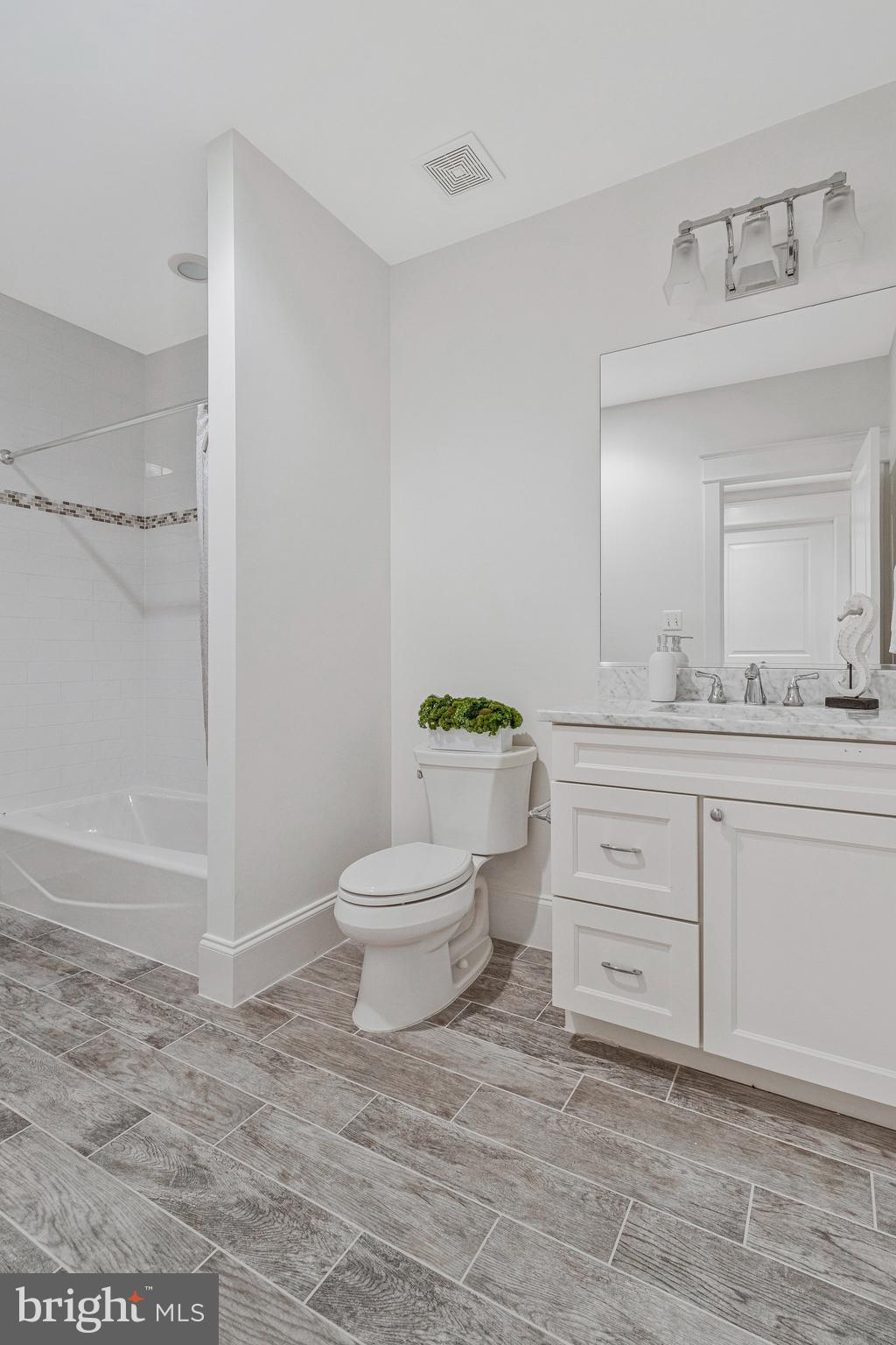 POPLAR HEIGHTS - Residential