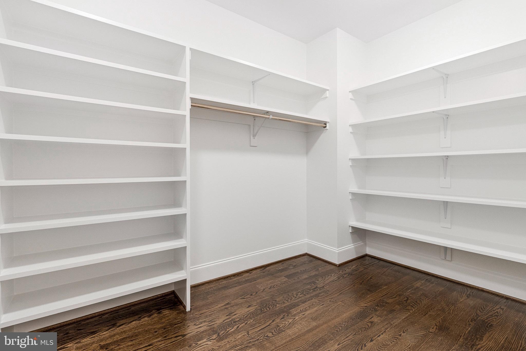 POPLAR HEIGHTS - Residential