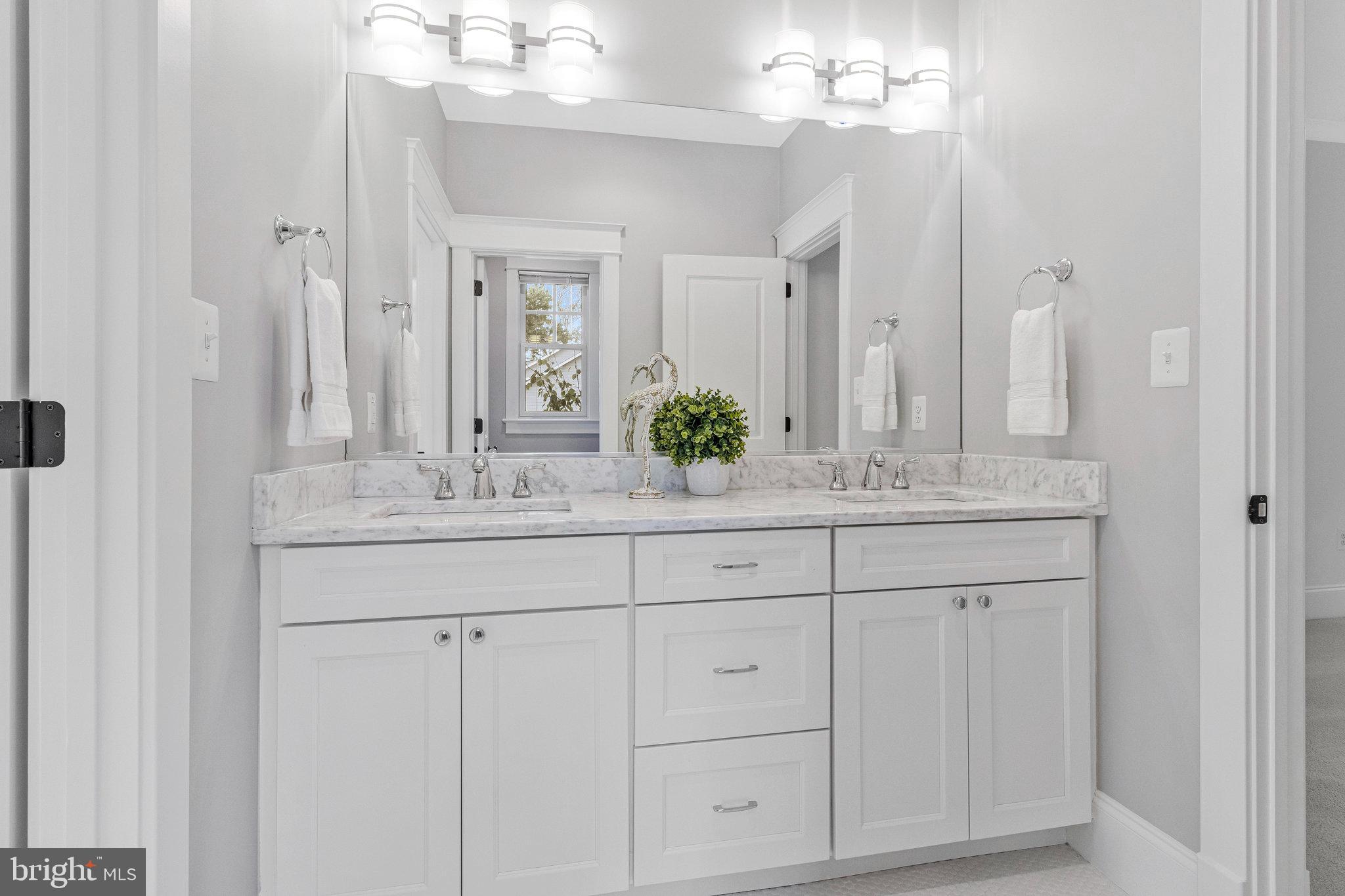 POPLAR HEIGHTS - Residential