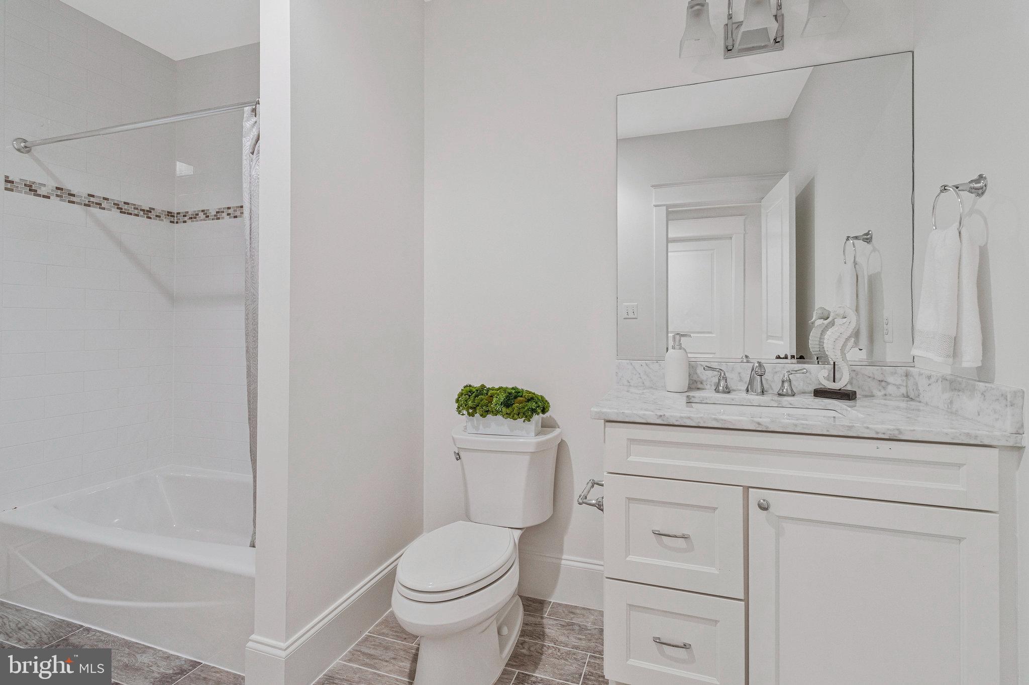 POPLAR HEIGHTS - Residential