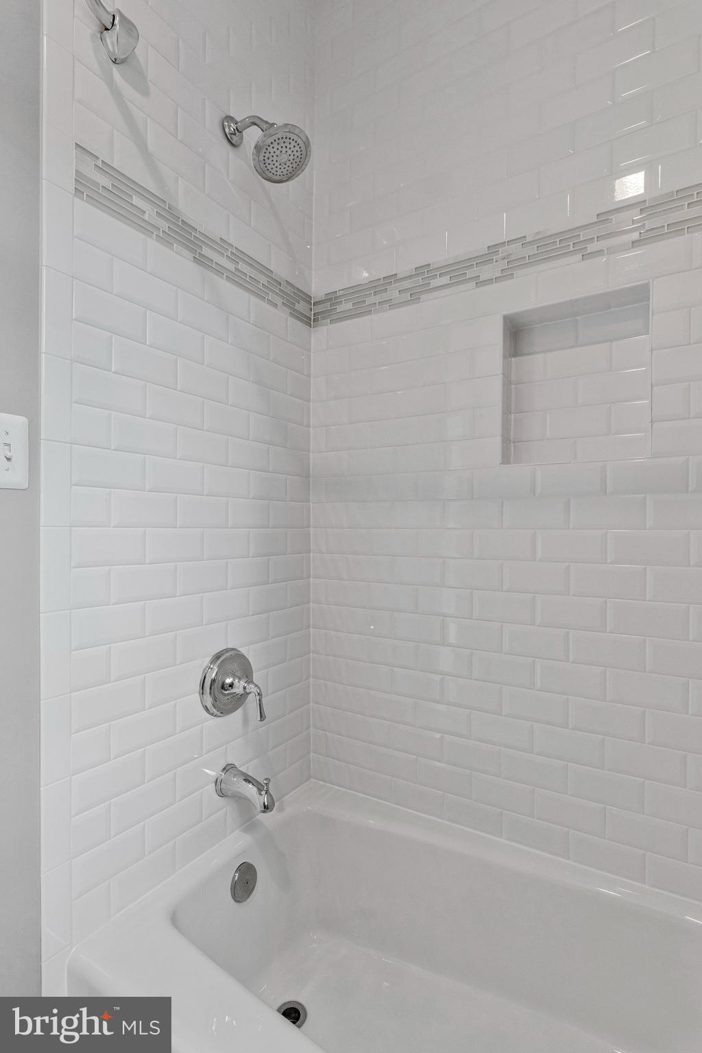 POPLAR HEIGHTS - Residential