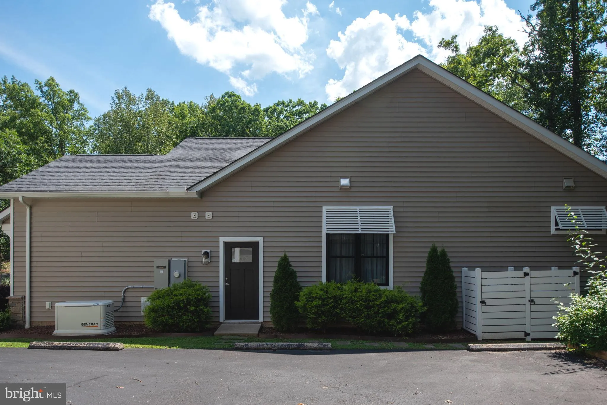 Locust Grove, Virginia 22508, United States, 3 Bedrooms Bedrooms, ,2 BathroomsBathrooms,Residential,Active,163246