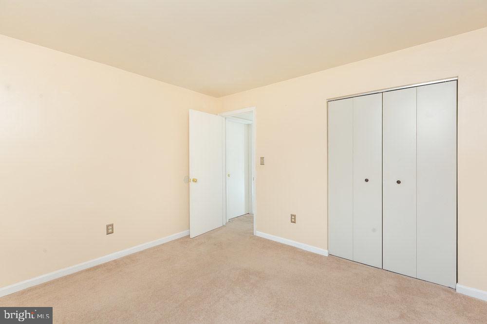 CROMWELL FOUNTAIN - Residential Lease