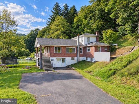 Homes For Sale - 11305 Old Mount Pleasant Road<br/> CUMBERLAND, MD 21502