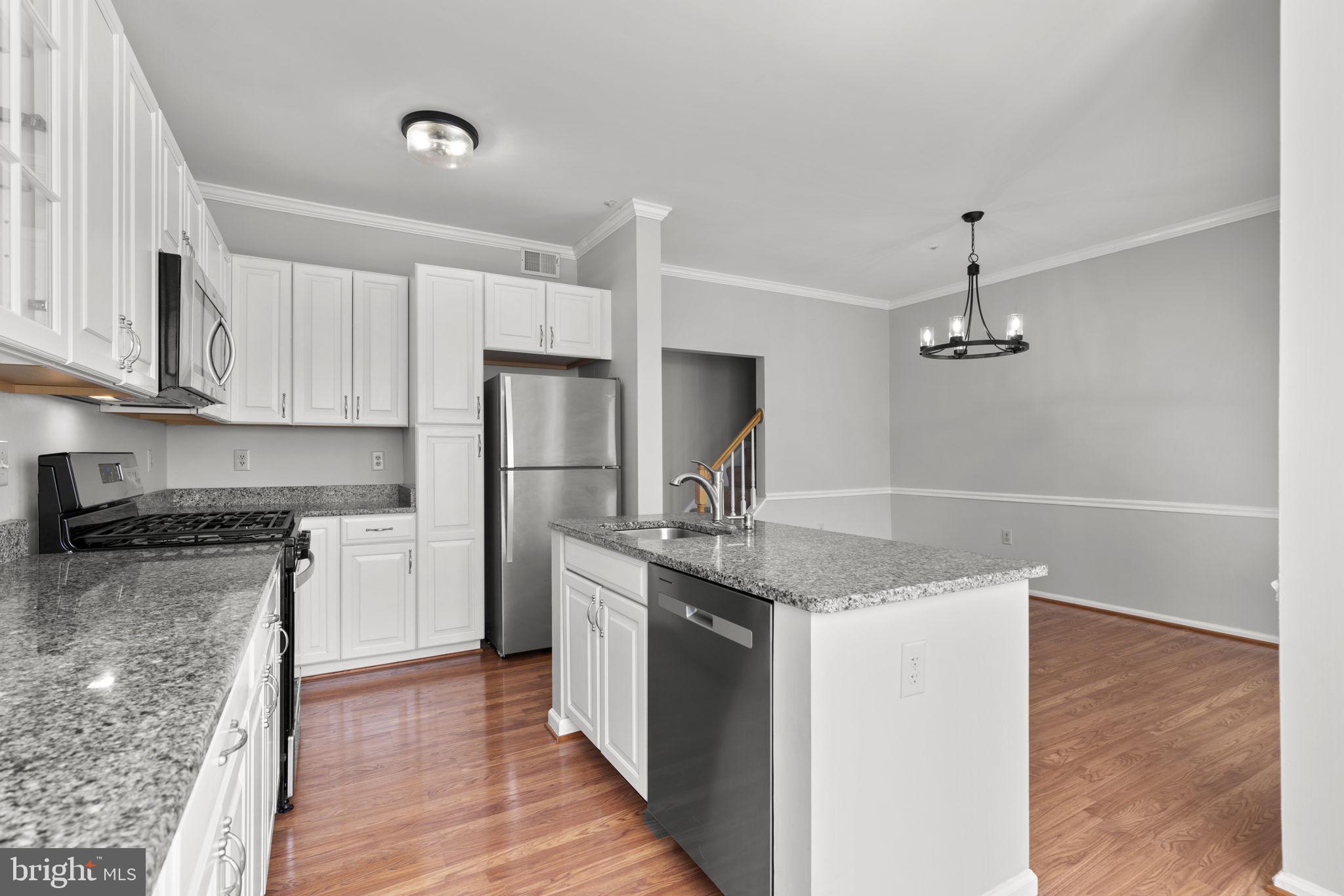 CROFTON VILLAGE - Residential