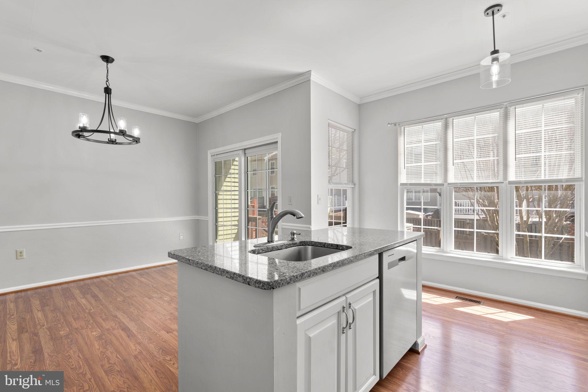 CROFTON VILLAGE - Residential