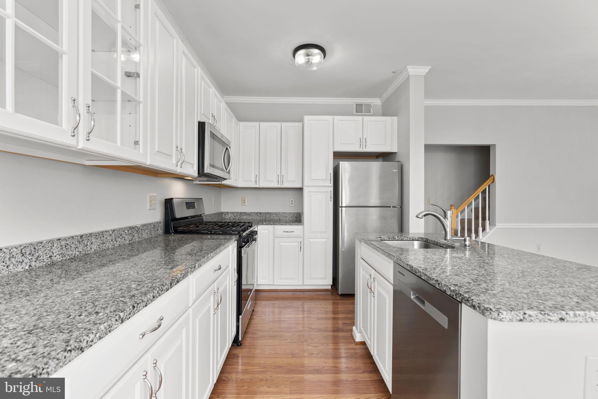 CROFTON VILLAGE - Residential