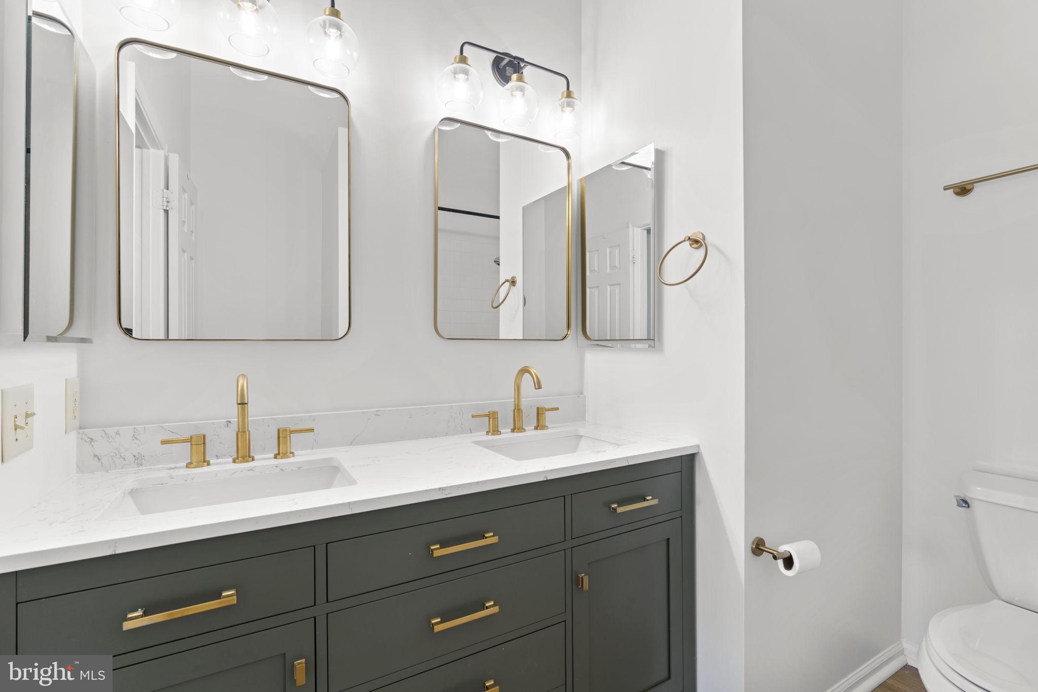 CROFTON VILLAGE - Residential