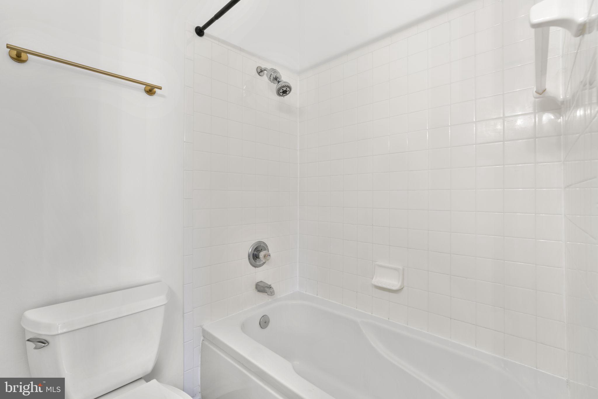 CROFTON VILLAGE - Residential