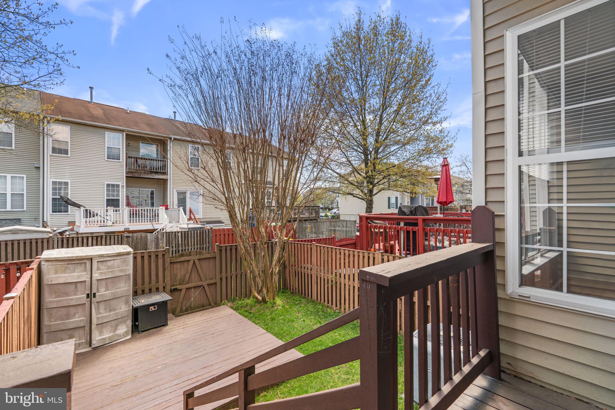 CROFTON VILLAGE - Residential