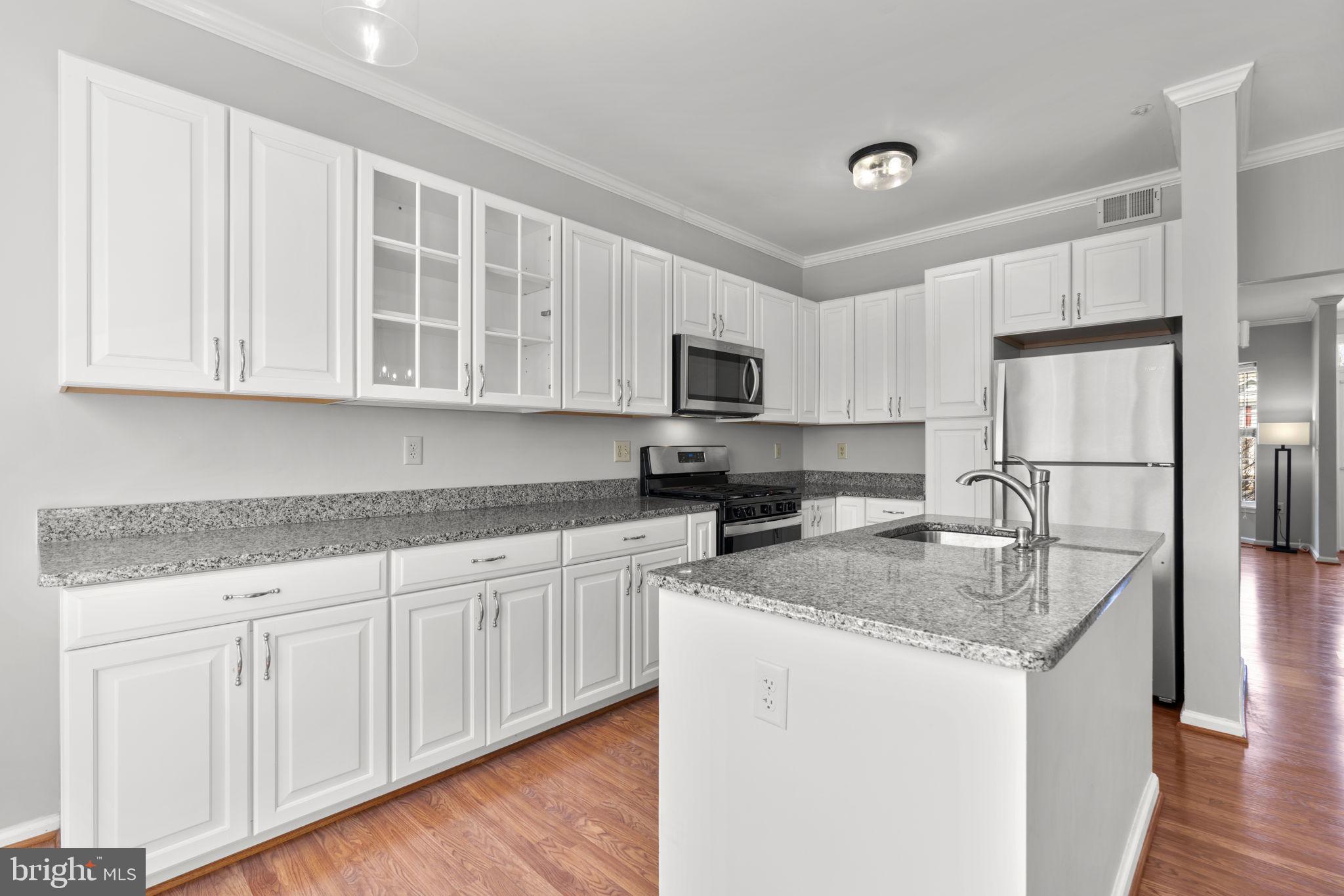 CROFTON VILLAGE - Residential