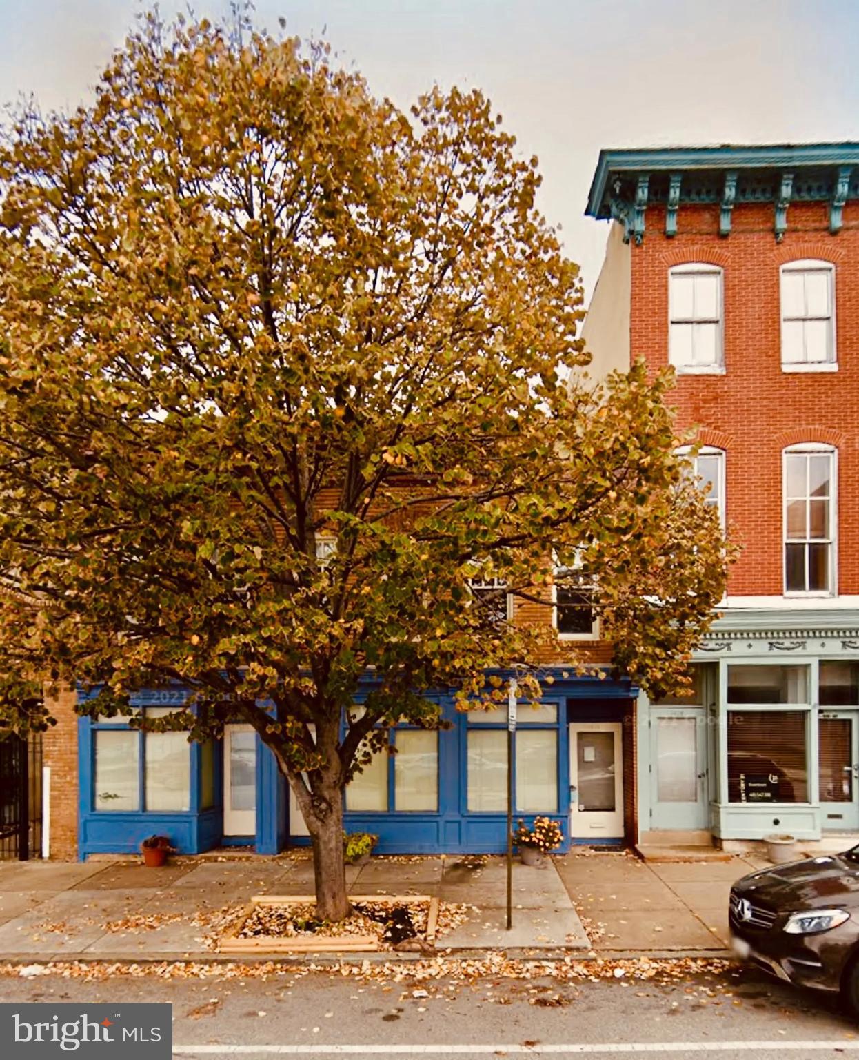 WASHINGTON SQUARE - Residential Lease
