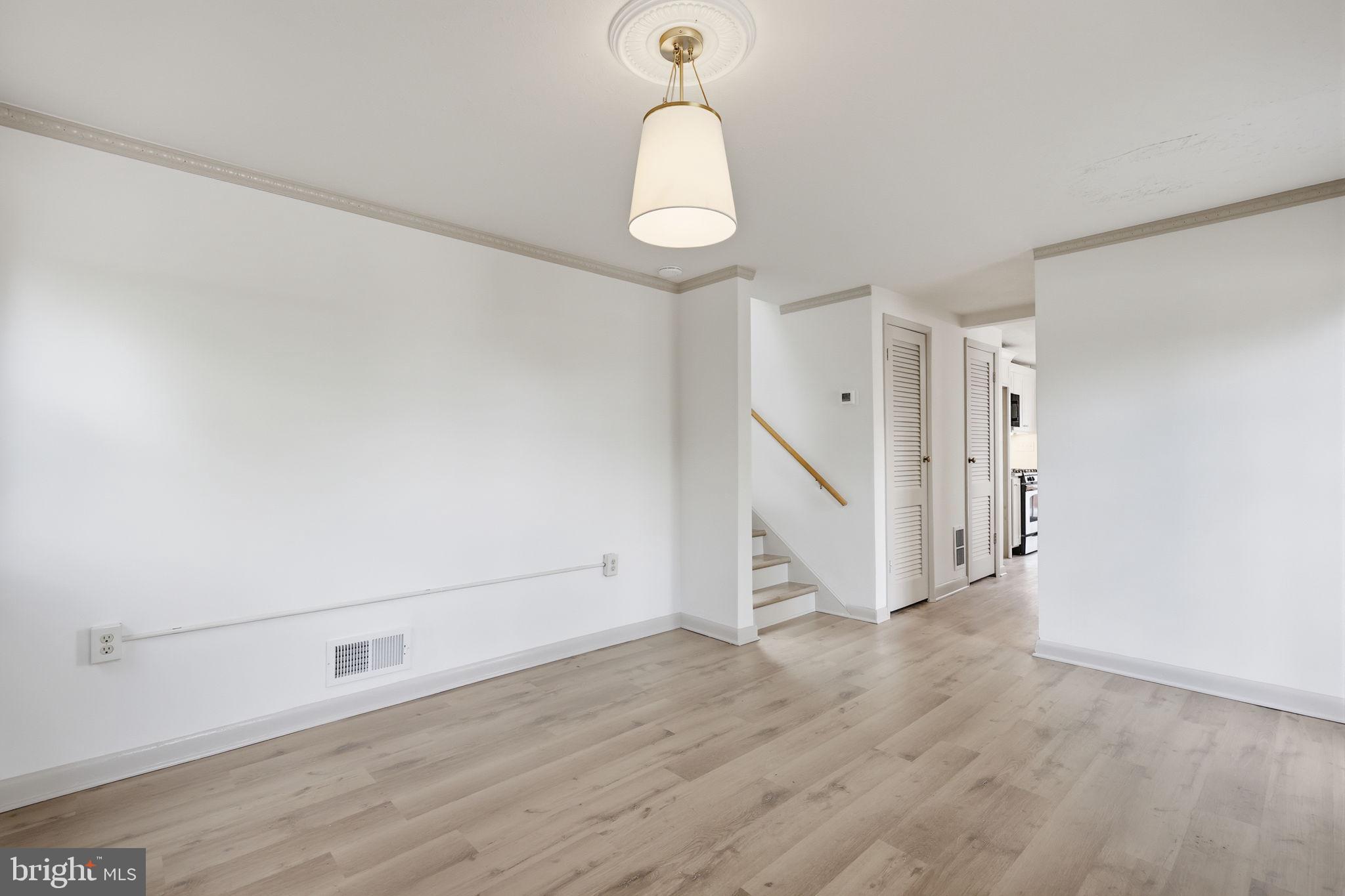 CURRAN TERRACE - Residential