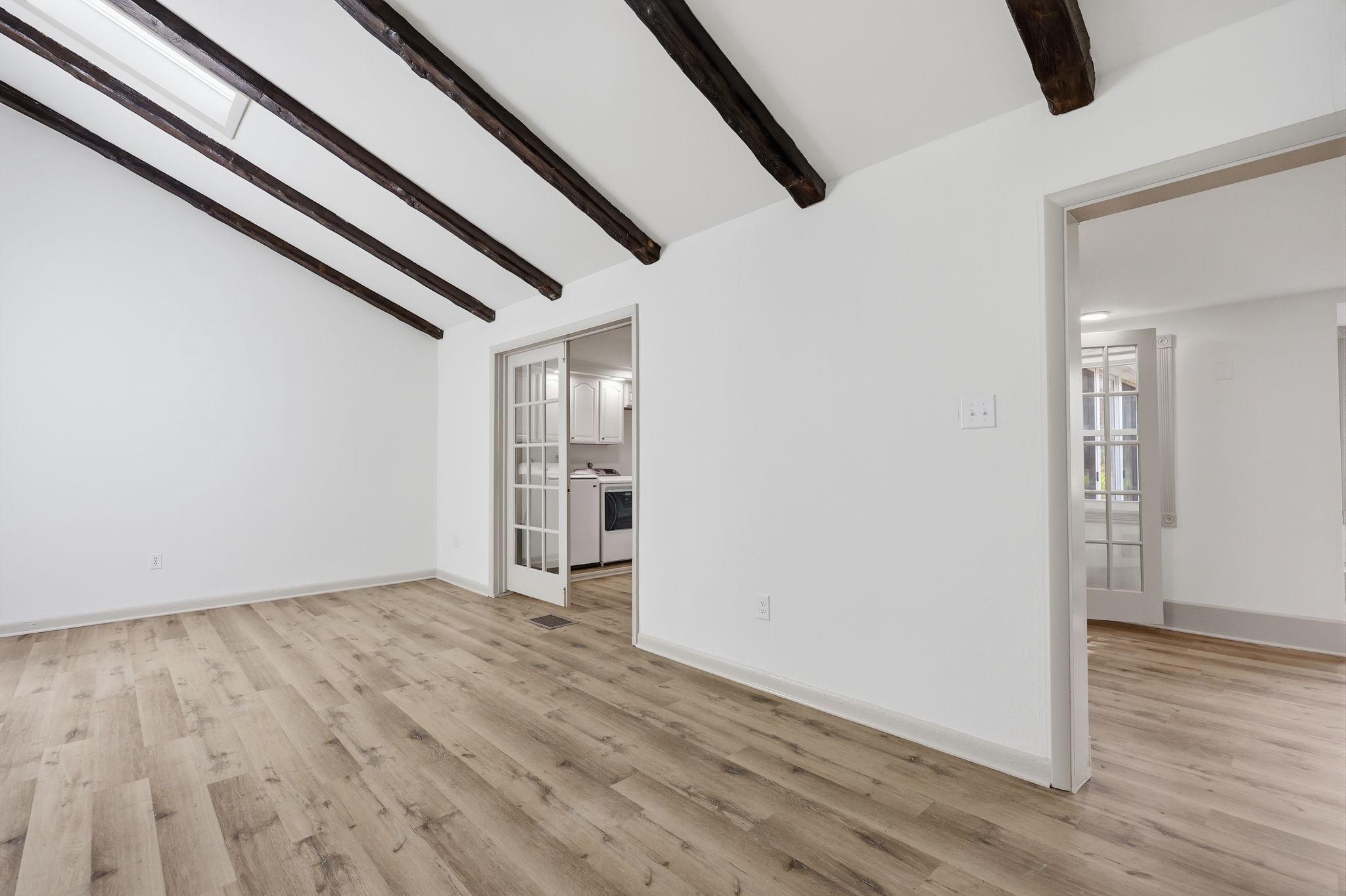 CURRAN TERRACE - Residential