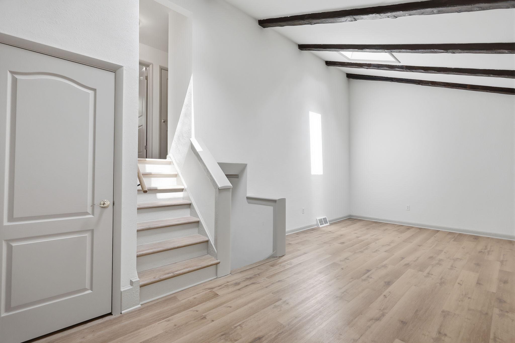 CURRAN TERRACE - Residential
