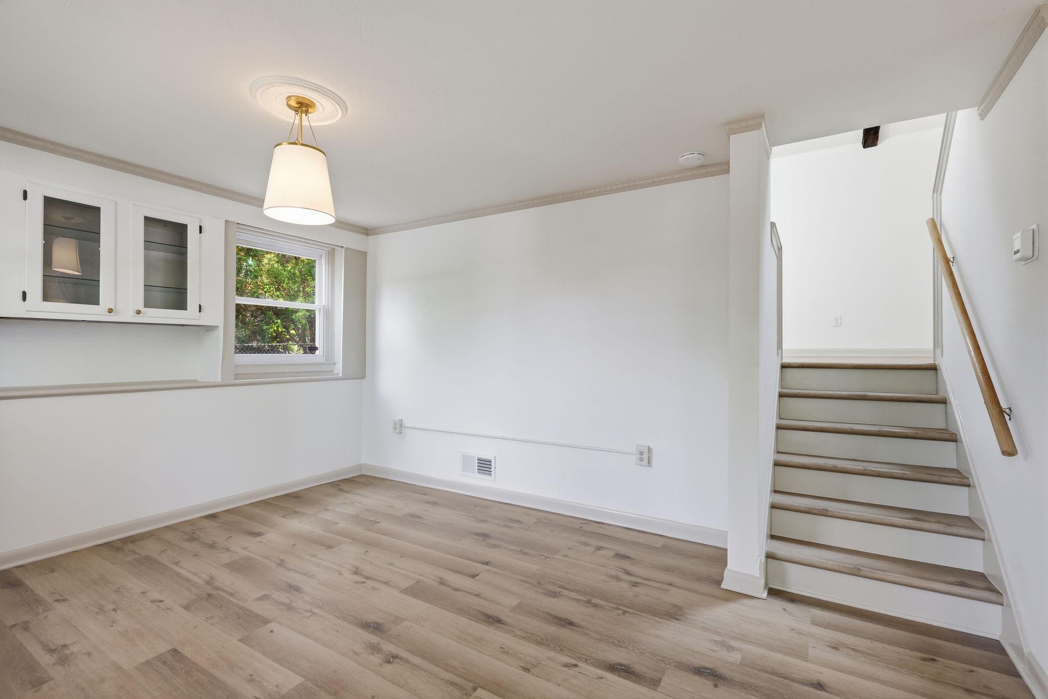 CURRAN TERRACE - Residential