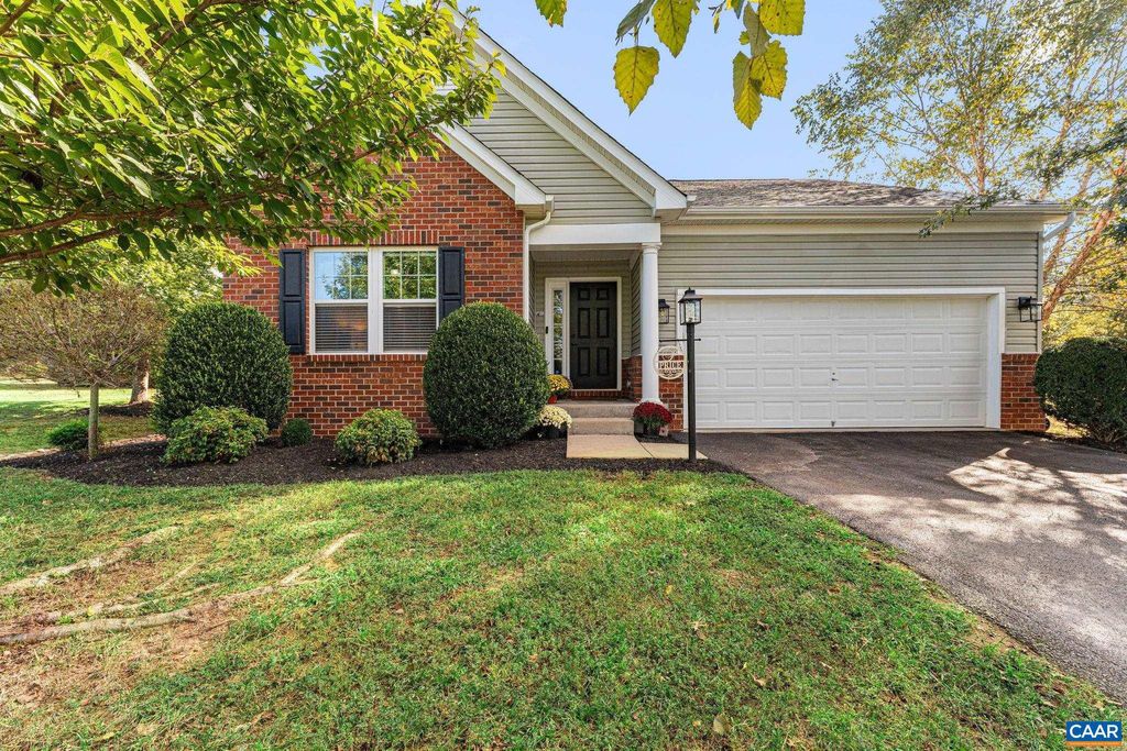 Photo of 945 Justin Dr, PALMYRA, VA 22963 (MLS # 669808)