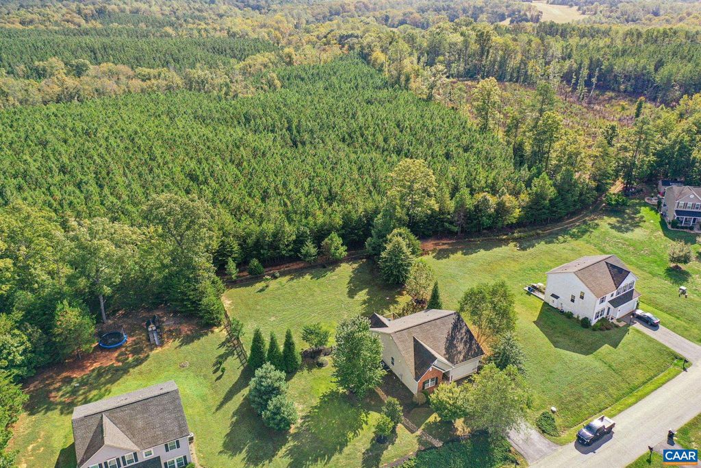 Photo of 945 Justin Dr, PALMYRA, VA 22963 (MLS # 669808)