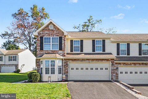 Photo of 5938 Pinedale Court, HARRISBURG, PA 17111 (MLS # PADA2065238)
