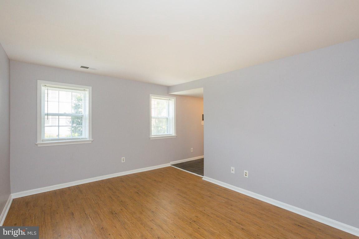 KENWOOD FOREST - Residential