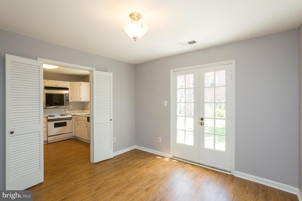 KENWOOD FOREST - Residential