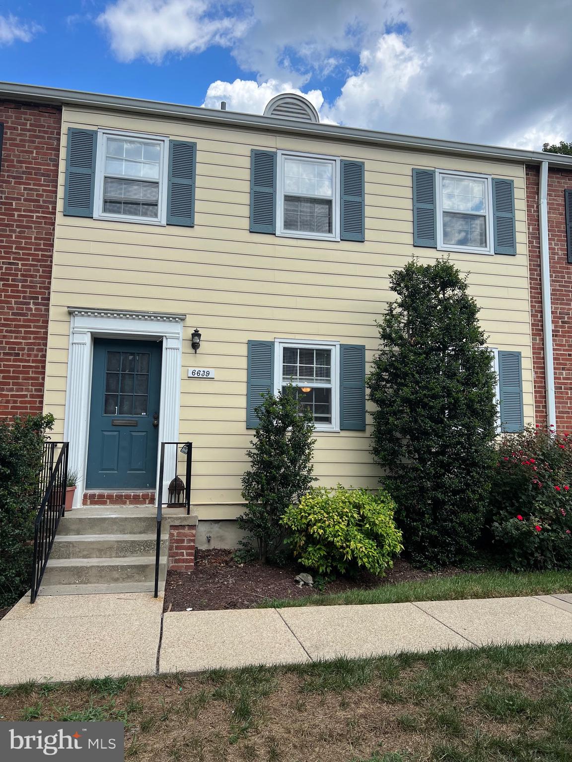 KENWOOD FOREST - Residential