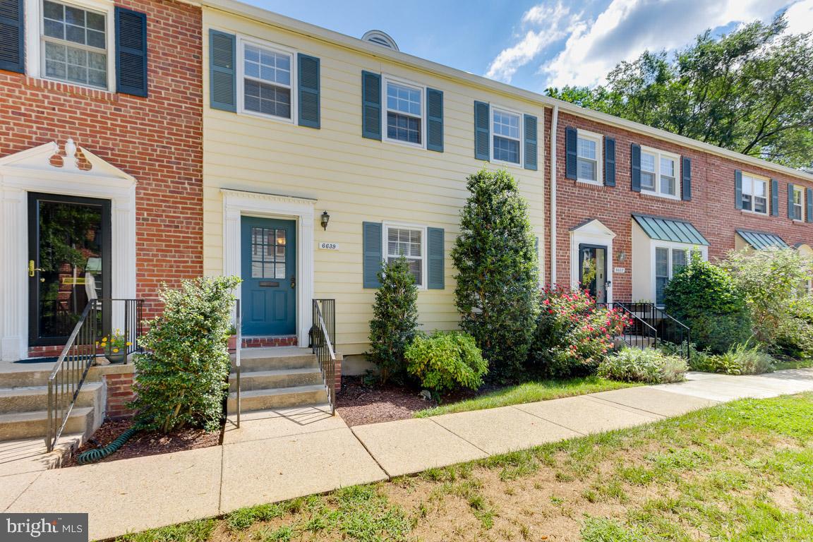 KENWOOD FOREST - Residential