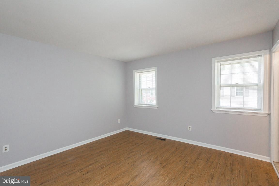 KENWOOD FOREST - Residential