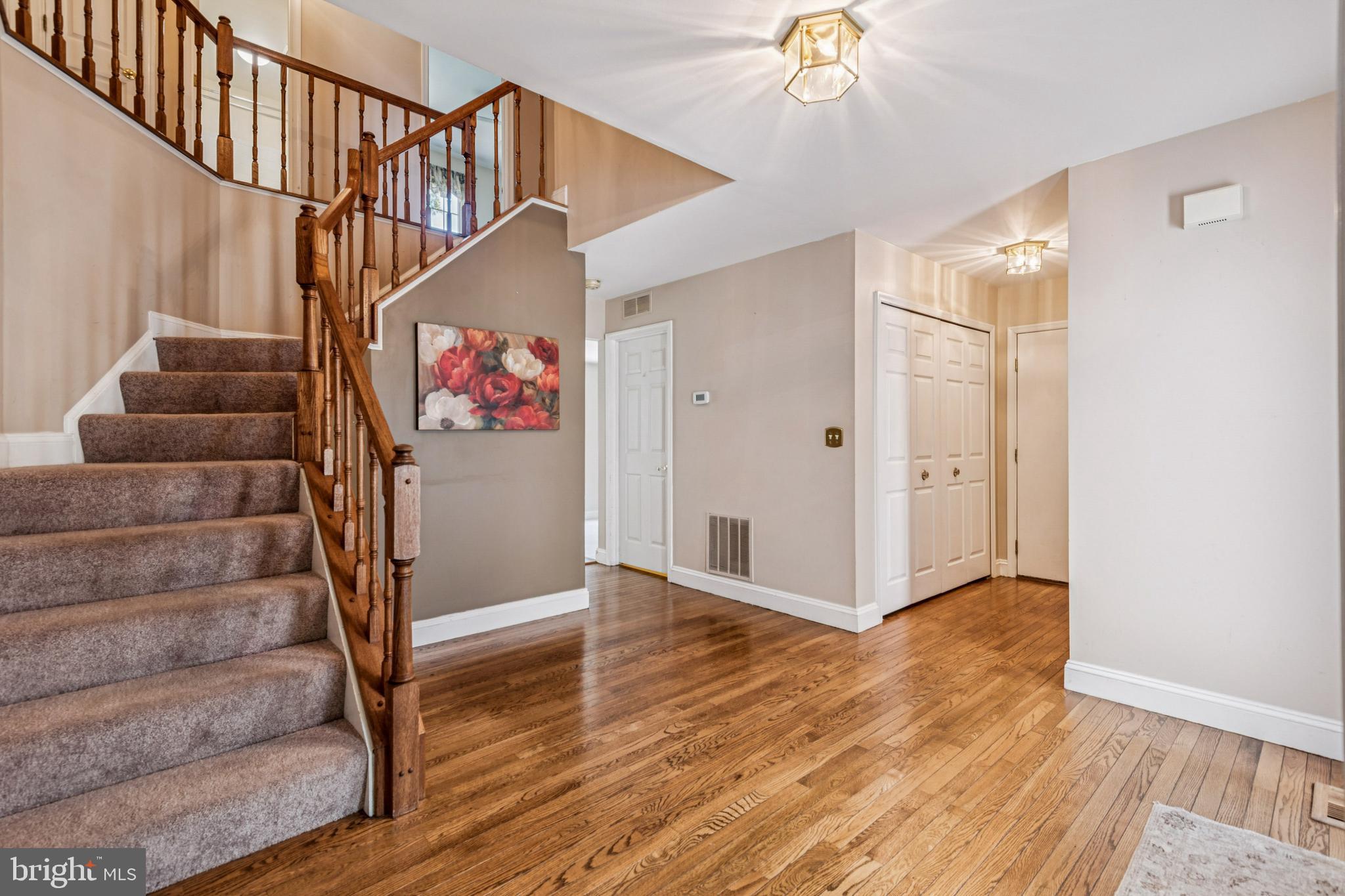 HUNT MEADOW - Residential