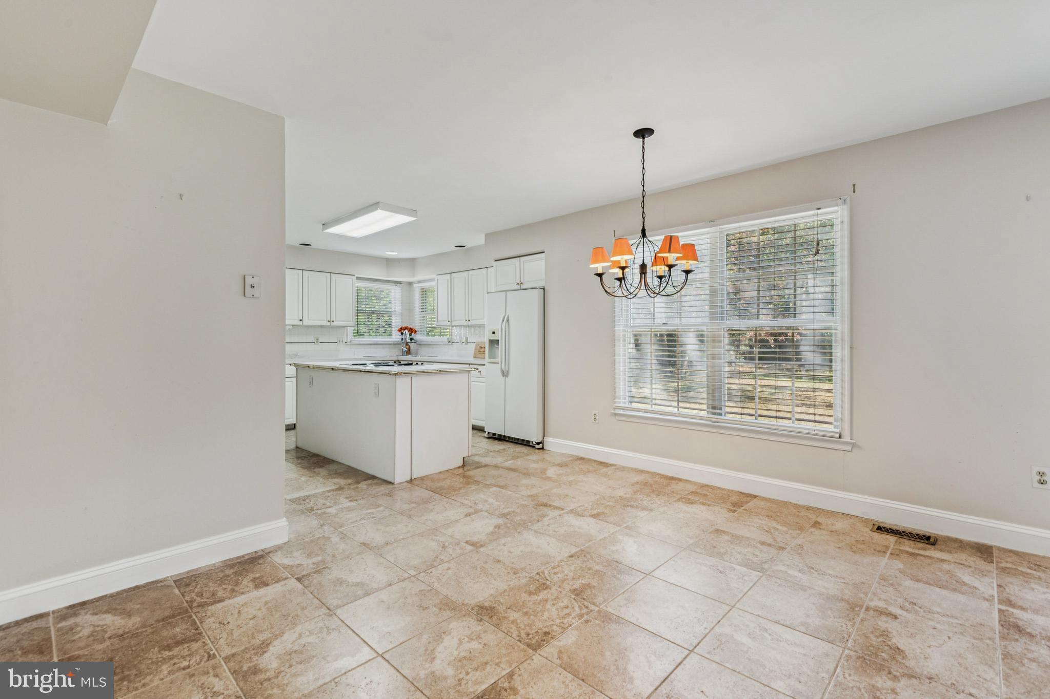 HUNT MEADOW - Residential